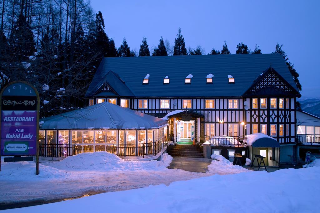 Hakuba Sun Valley Hotel Buitenkant foto