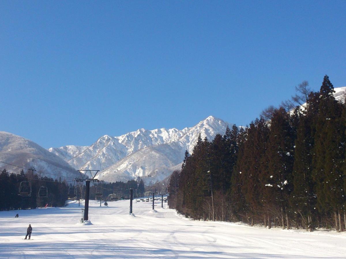 Hakuba Sun Valley Hotel Buitenkant foto